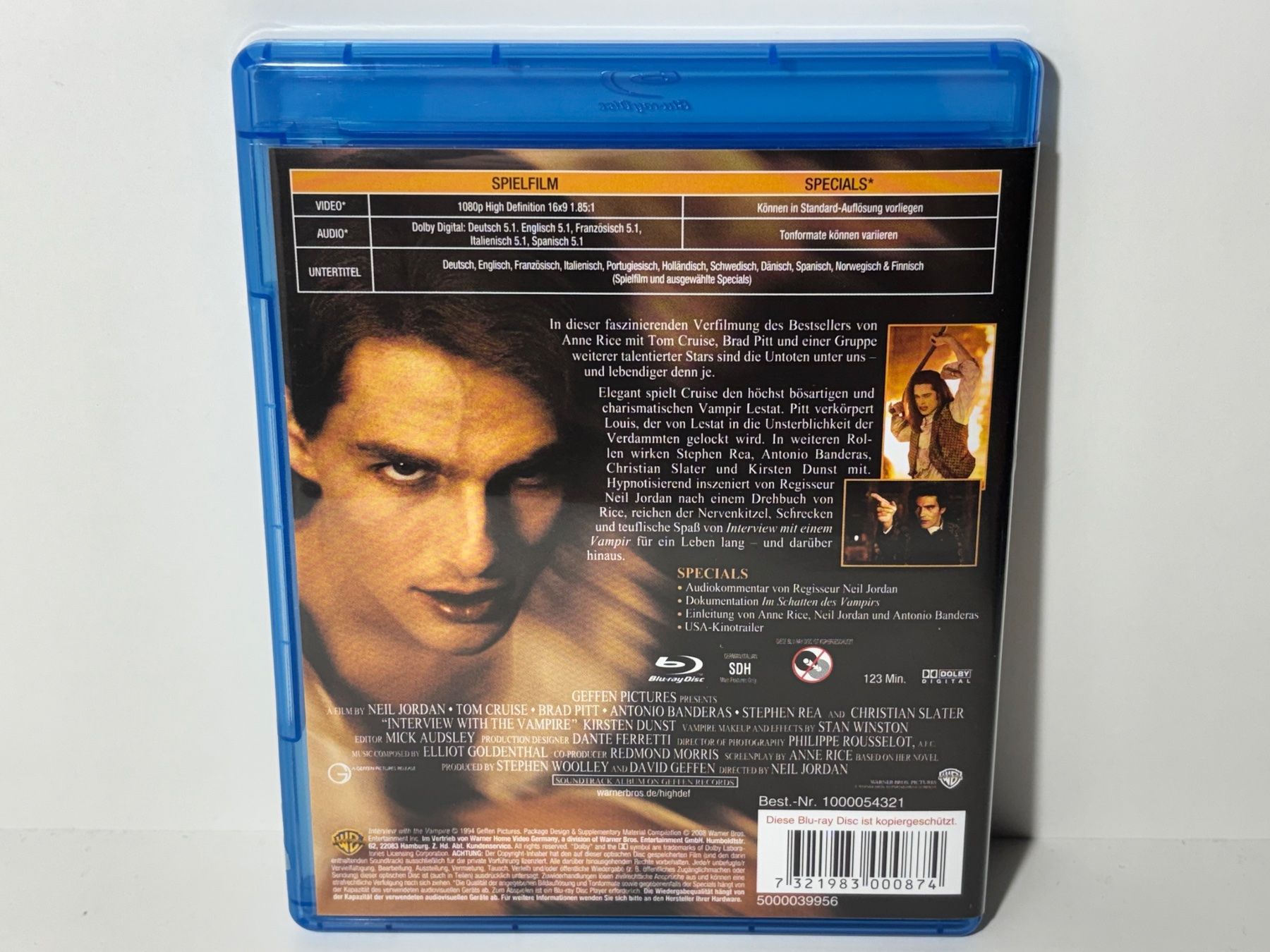 Tutti i DVDs: Interview mit einem Vampir Blu Ray – Usato da Wilderswil venduto da Sstriker 1