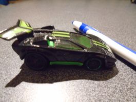 Spielzeugauto Lamborghini Contach, schwarz/grün