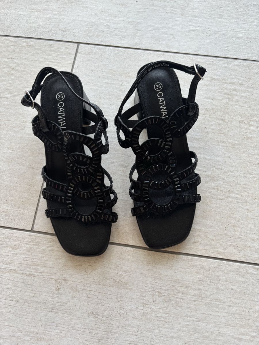 Dosenbach Damenschuhe: Sandals – Neu (gemäss Beschreibung) aus Knutwil von mar_fxt2