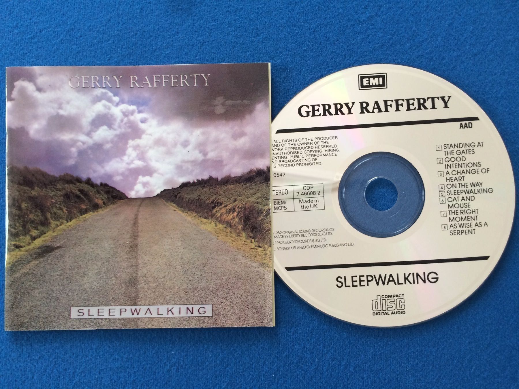 CD: GERRY RAFFERTY/Sleepwalking(82)/CD-RAR!! – Nuovo (secondo la descrizione) da Luzern venduto da adonairo 1
