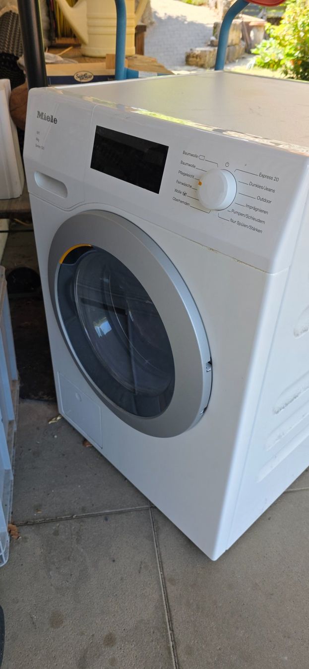 Miele Machines à laver: Miele Waschmaschine W1 Series 120 – Défectueux à Maisprach par patrugi 1