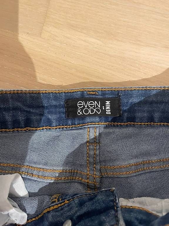 Jeans: Skinny Jeans – Nuovo (secondo la descrizione) da Schüpfen venduto da ani_gj8r 2