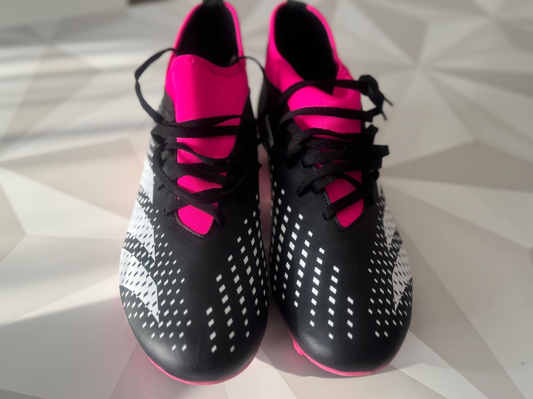 Adidas Scarpe da uomo: ADIDAS Predator – Nuovo (secondo la descrizione) da Bussigny venduto da jahipek 2