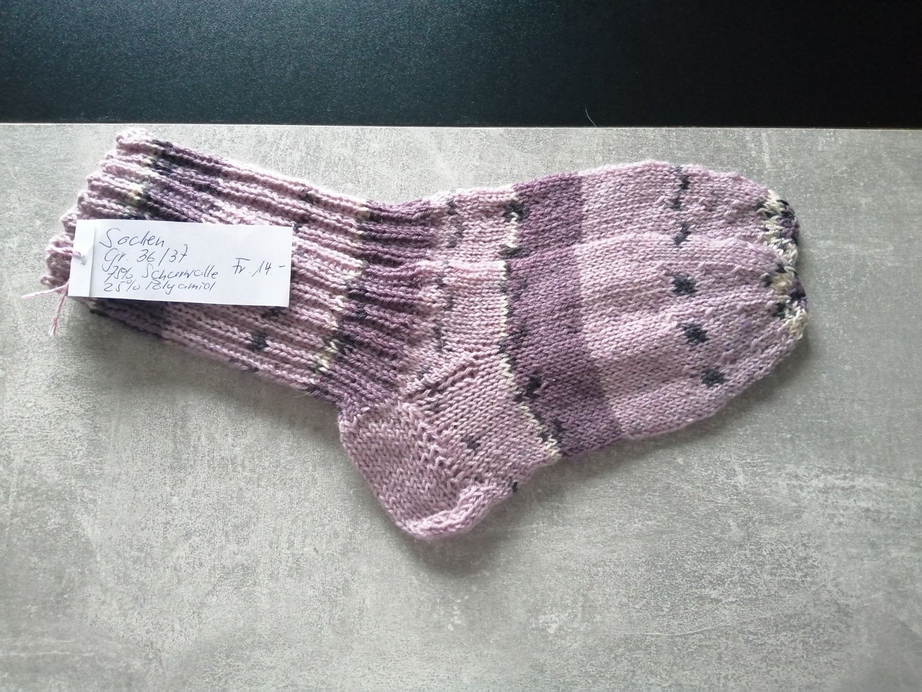 Calze: Socken handgestrickt, Grösse: 36/37 – Nuovo (secondo la descrizione) da Altstätten SG venduto da willipatricia