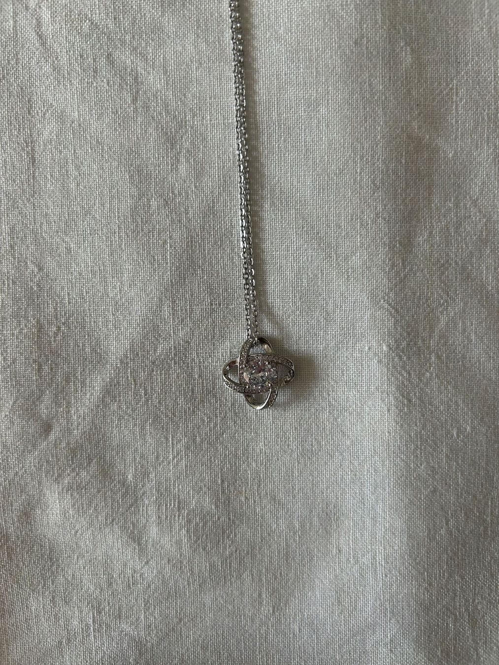 Ketten: Collier – Neu (gemäss Beschreibung) aus Renens VD von m27_y26