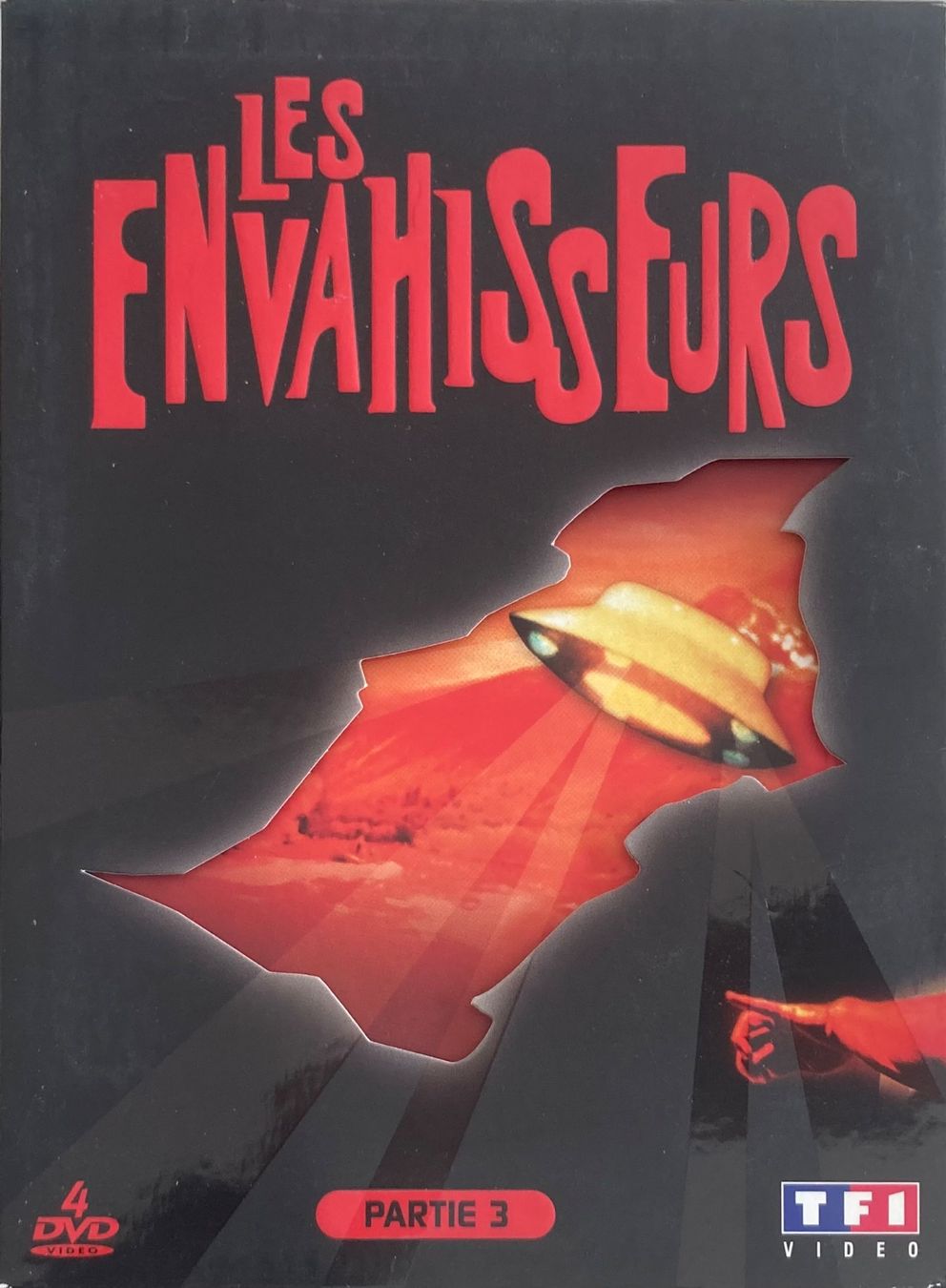 Tutti i DVDs: LES ENVAHISSEURS (PARTIE 3) – Usato da Poliez-Pittet venduto da Newtown-Records