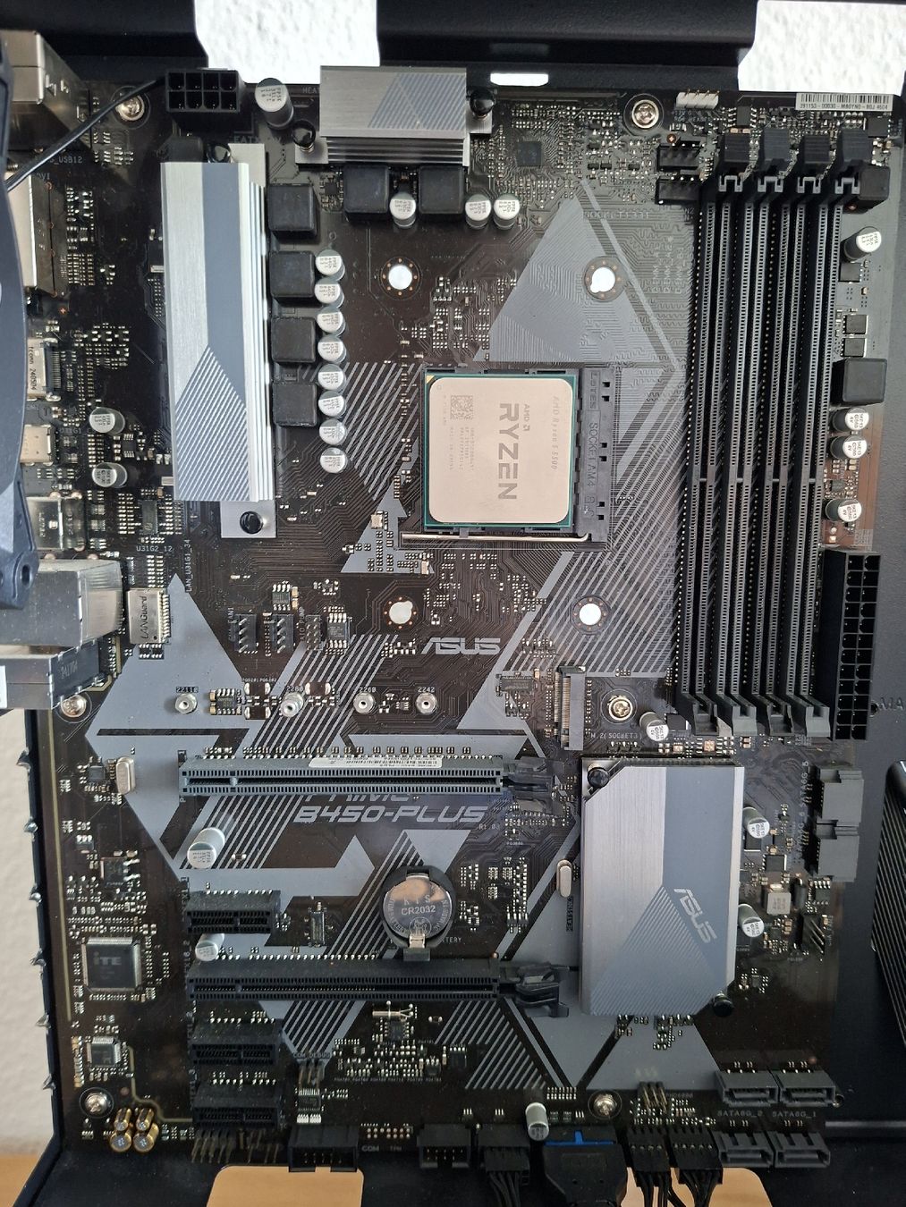 Asus Cartes mère: Mainboard & CPU Ryzen 5 5500GT – Neuf (Voir description) à Mettmenstetten par C.Hof5