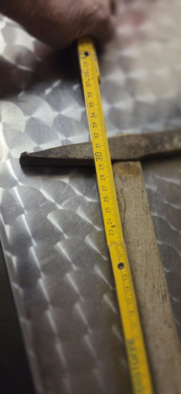 Alle Werkzeuge: Alter Maurer Hammer – Gebraucht aus Niederbipp von Trude04 8
