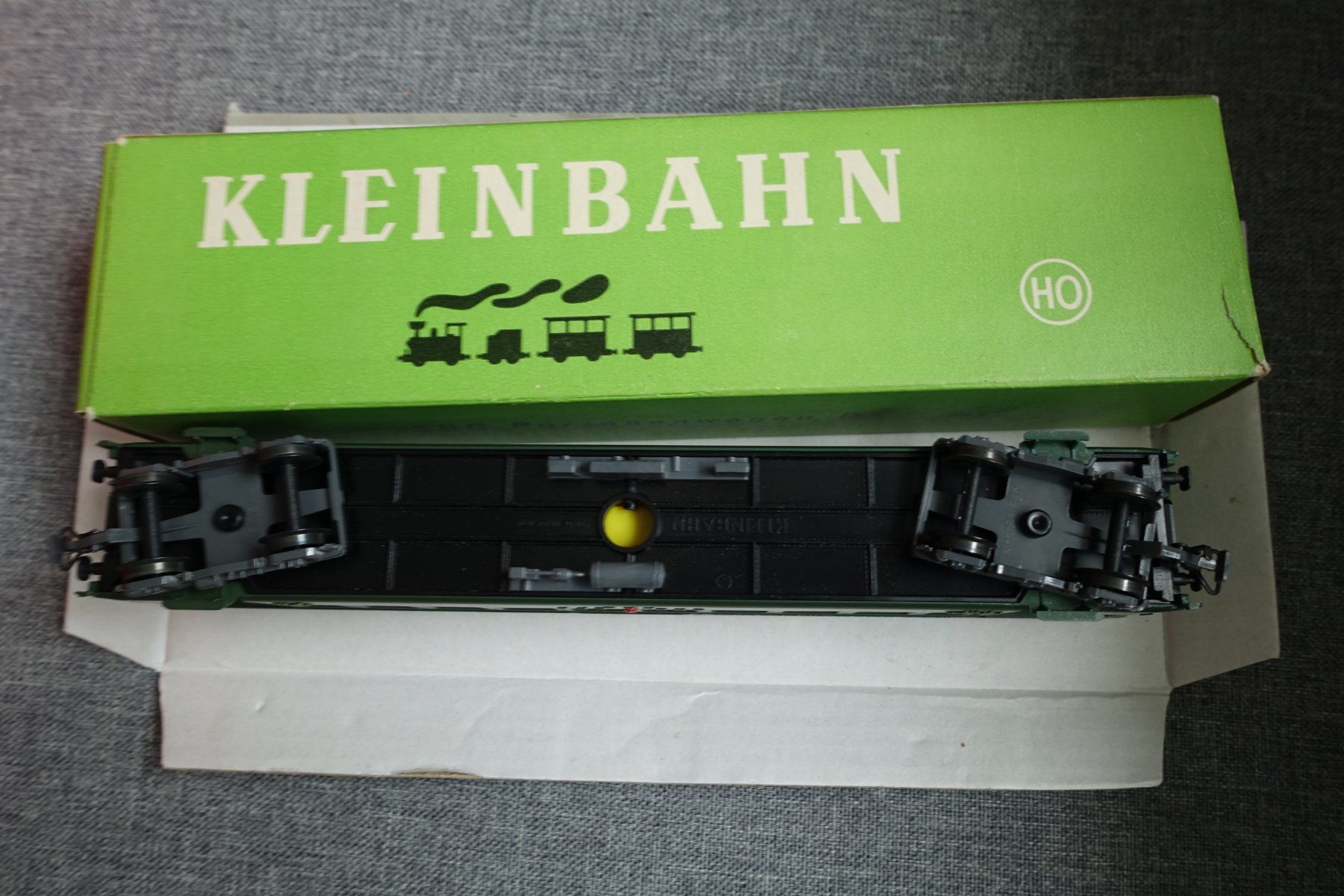 Kleinbahn Modelleisenbahnen: KLEINBAHN No. 381 SBB/CFF Einheitswagen 2. Klasse – Gebraucht aus Wallbach von Sarrows 5