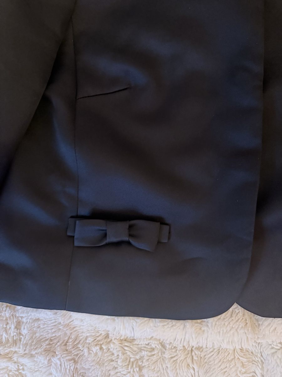 H&M Lotti di vestiti: Blazers H&M – Nuovo (secondo la descrizione) da Lausanne venduto da ane_5hjd 2