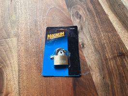 Magnum CA290 Messing Vorhängeschloss, Schlüssel