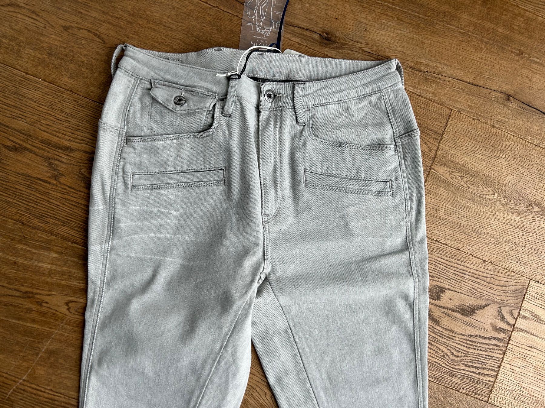 G-Star Jeans: Jeans, //NEU// G-Star 27/34 – Nuovo (secondo la descrizione) da Stettfurt venduto da outlet72 2