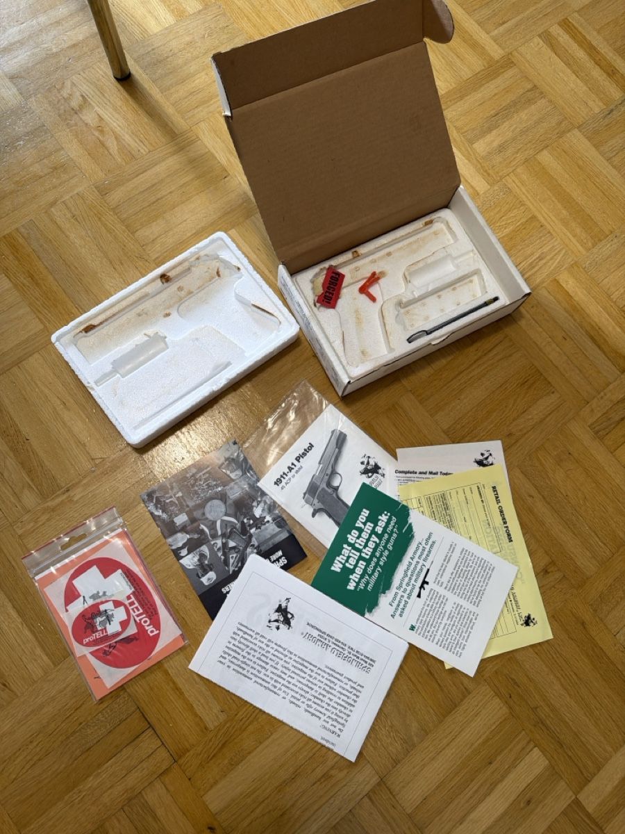 Tiro a segno: Boîte pour pistolet 1911 – Usato da Lausanne venduto da Erion2015