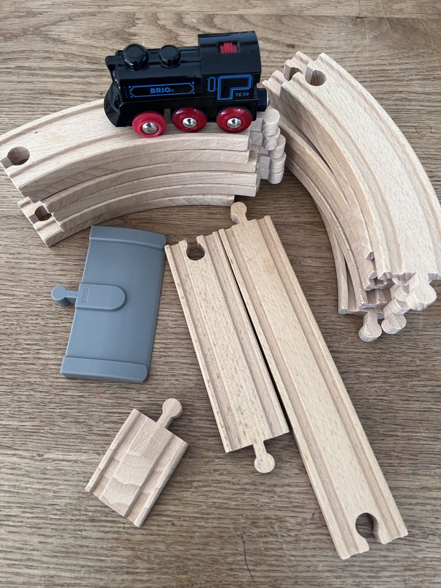 Brio Jouets: Brio Holzeisenbahn – D'occasion à Ernetschwil par Ruebli04 3