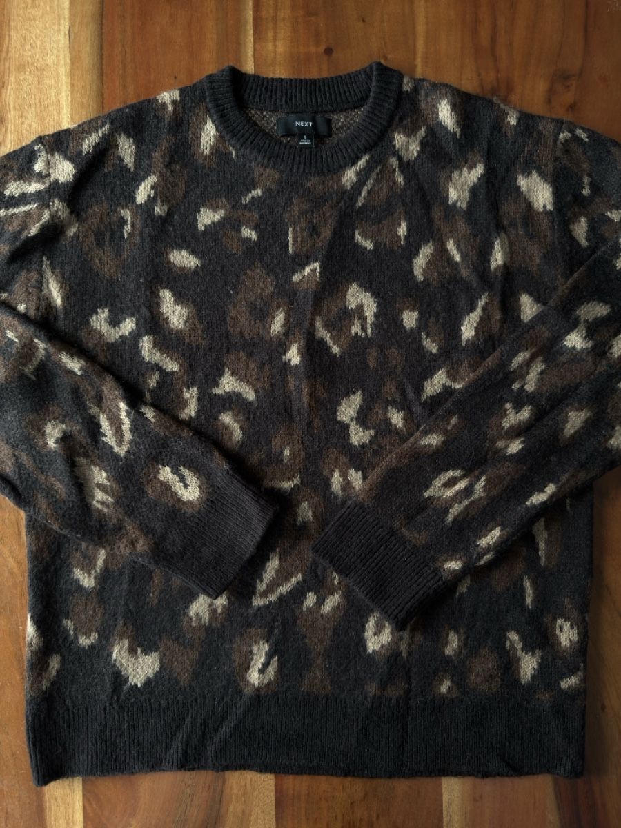 Next Pullover & Sweatshirts: Next Leo Pullover braun/schwarz, Grösse S – Gebraucht aus Neuendorf von Bleu_primitif