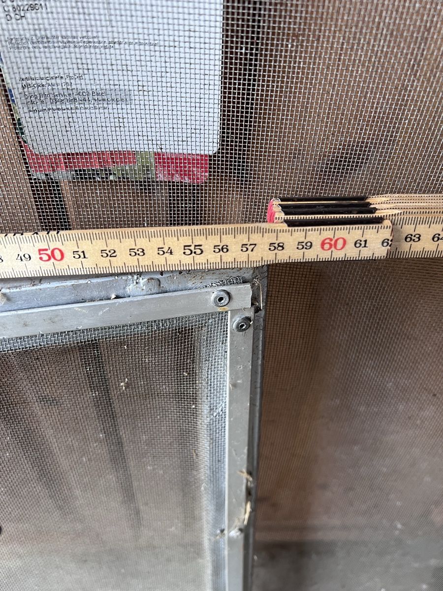 Grilles & Grillages: 2 Abdeckgitter im Rahmen – D'occasion à Steckborn par Holiday66 2