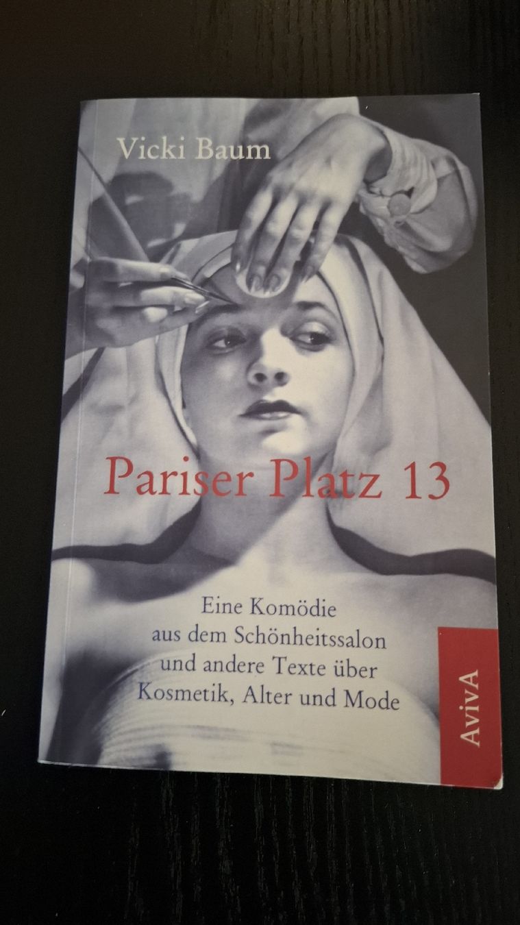 Bücher: Buch•Komödie•Pariser Platz 13•Vicki Baum – Gebraucht aus Ottenbach von Rasenmaeeher