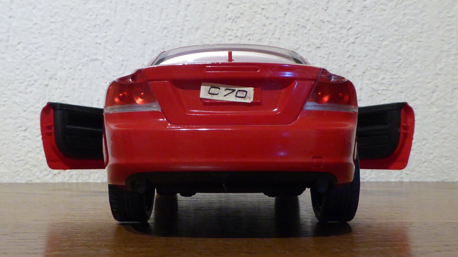 Volvo Voitures modèles: Volvo C70 Modellauto 1/18 rot – D'occasion à Spreitenbach par Turbo_1105 6