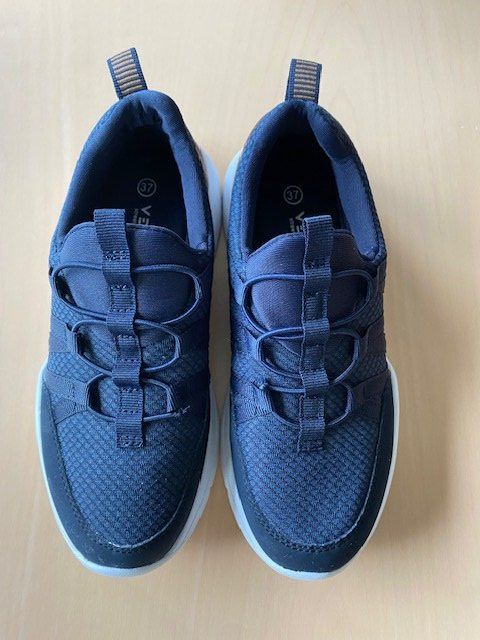 Scarpe per ragazze: Venice Sneaker, Grösse 37 – Usato da Ergisch venduto da July64