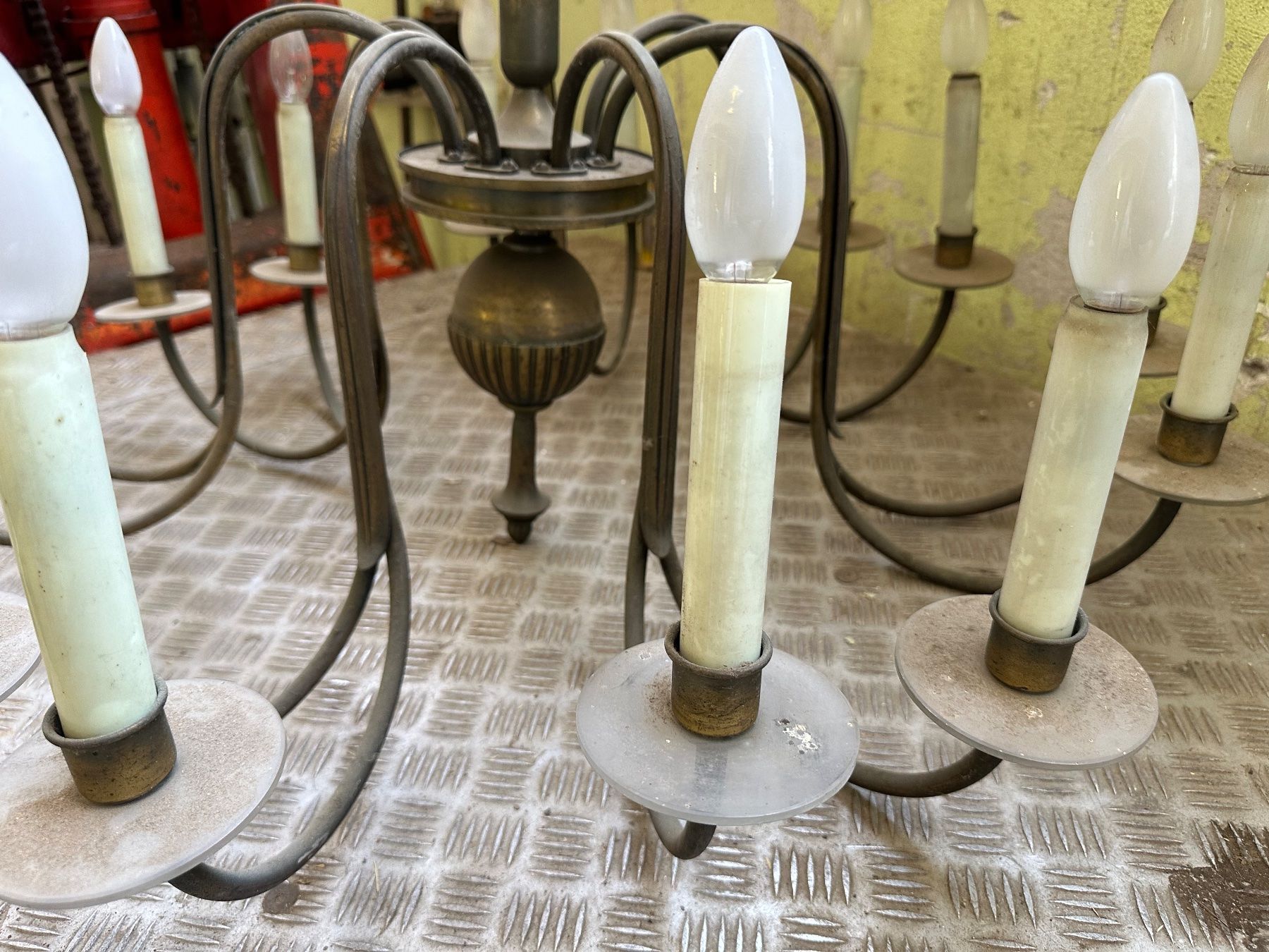 Lampadari & plafoniere: coole, alte, messing Kronleuchte – Usato da Necker venduto da liq24 2