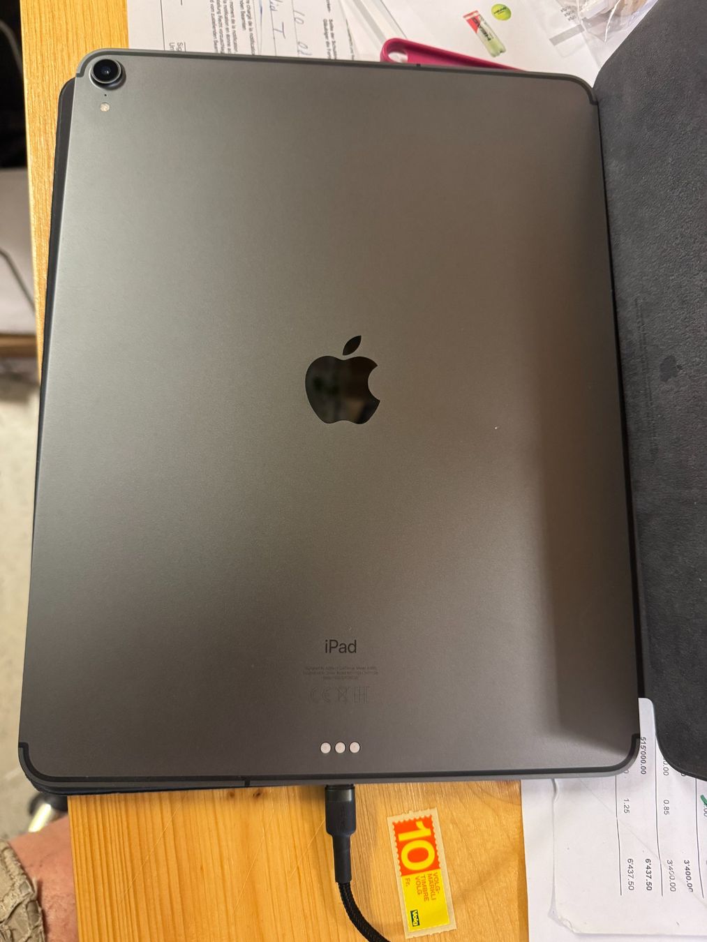 Apple Tablettes PC: IPAD PRO avec clavier – D'occasion à Péry par lecrampet 1