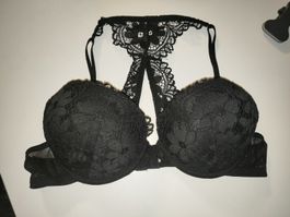 Soutien-gorge noir dentelle, dos nageur, taille 75B