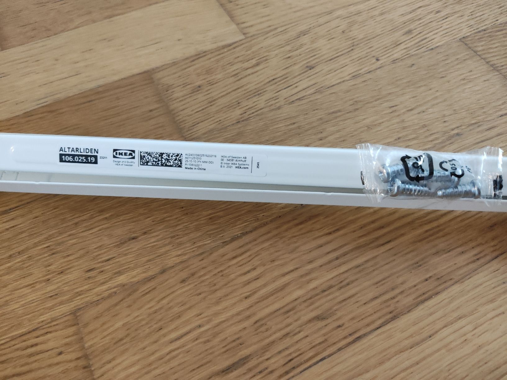 Altro in Decorazioni & Accessori: IKEA ALTARLIDEN support 106.025.19 neuf – Nuovo e nell'imballaggio originale da la tour de peilz venduto da alegre02 1