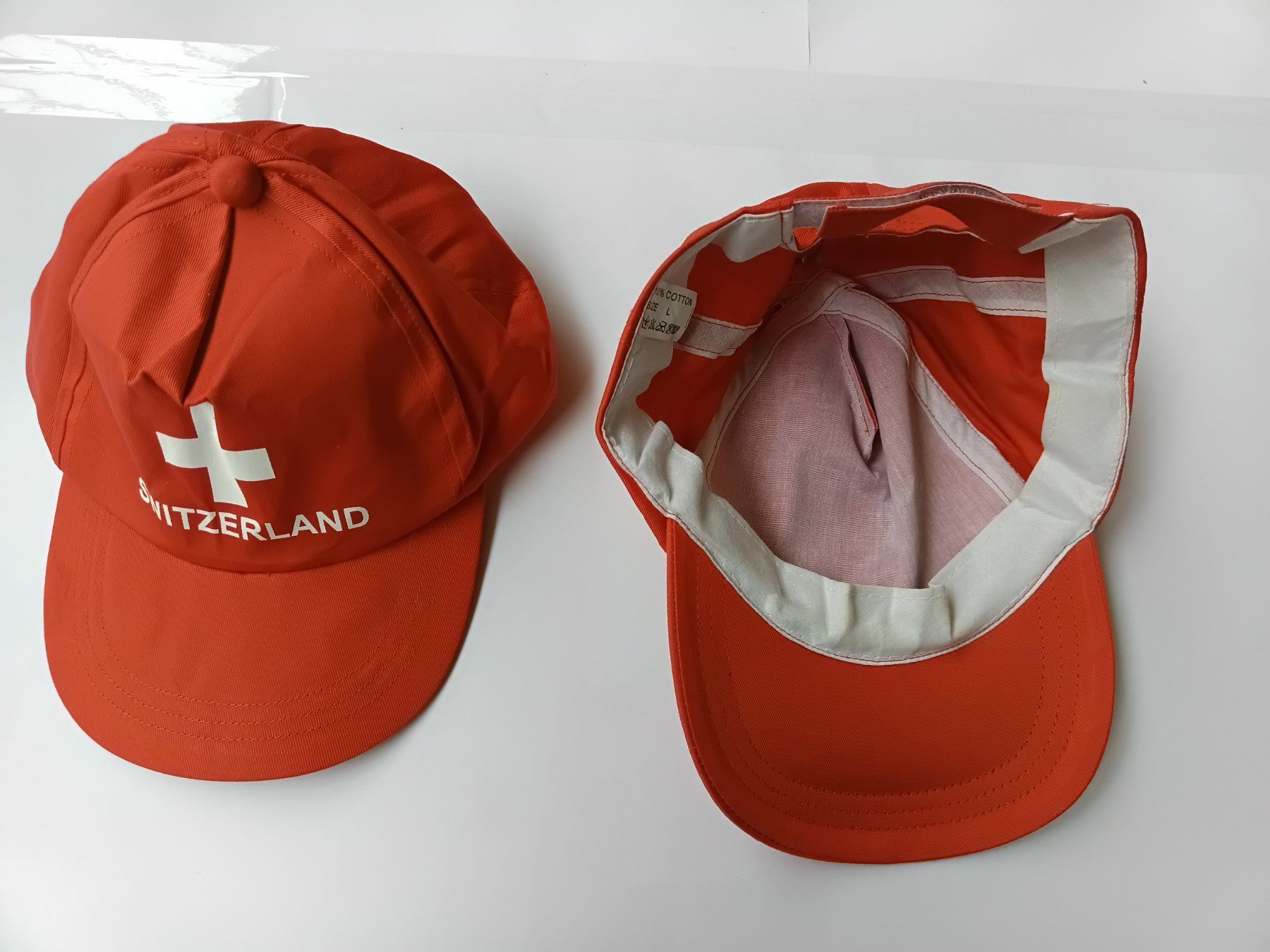 Copricapi, berretti & cappellini: 2x Schweizer KappenHOPP SCHWIIZ⚽ – Nuovo e nell'imballaggio originale da Wängi venduto da Ladys_First 1