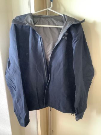 Arcteryx - Outdoor - Jacke  /  Grösse M