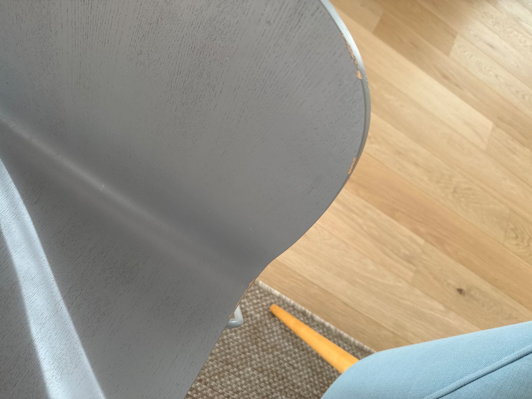 Muuto Sedie: Lot de deux chaises grises MUUTO – Usato da Herrliberg venduto da MelAA245789 3