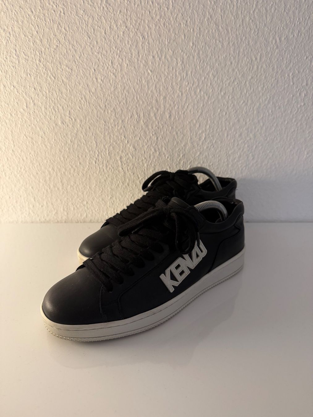 Kenzo Scarpe da uomo: Kenzo Sneaker – Usato da Basel venduto da yves0001 2