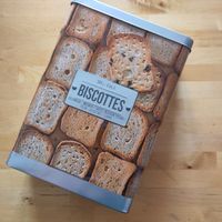Guetzli oder Biscottes‑Dose aus Metall – dekorativ und prakt