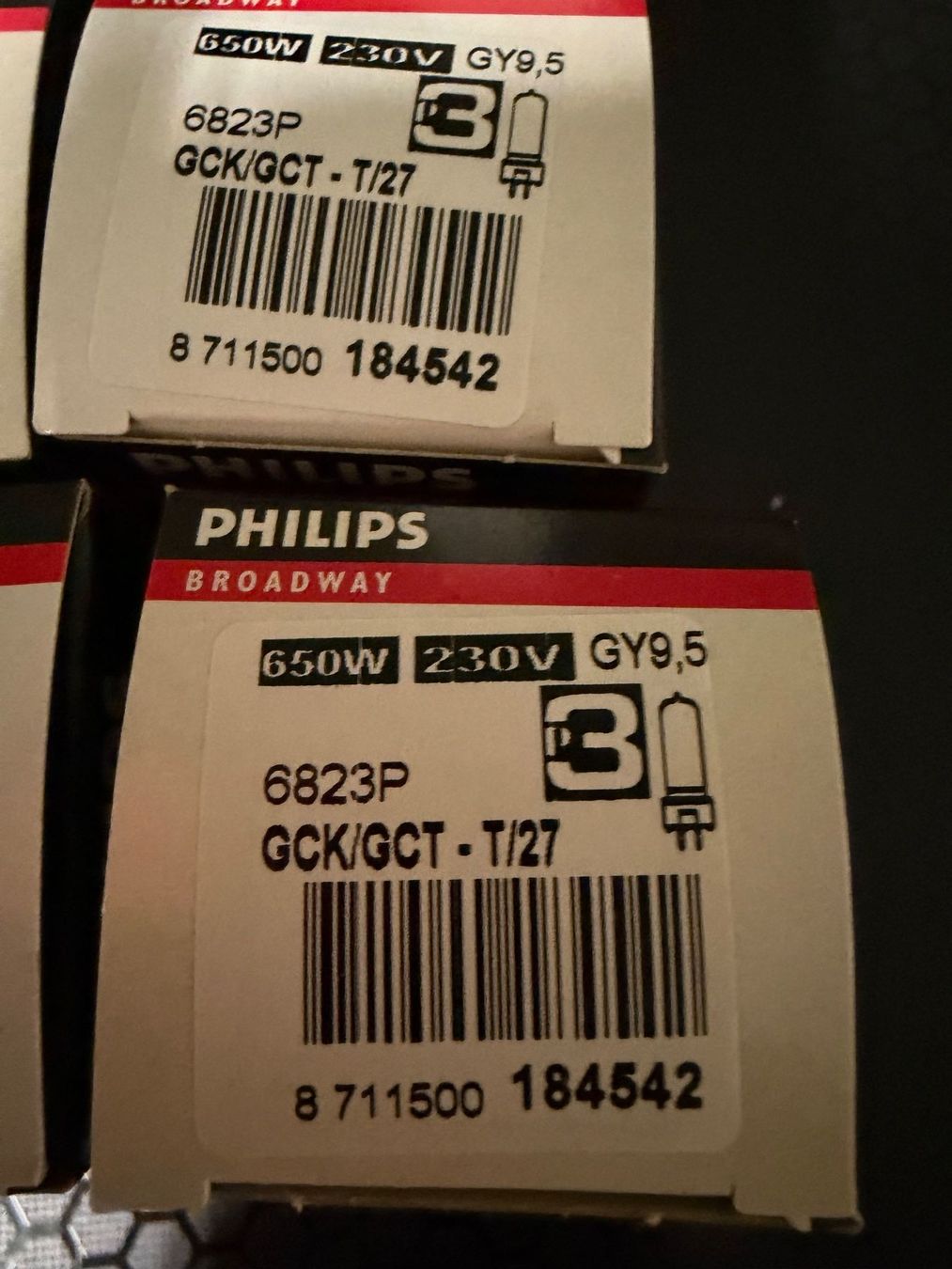 Philips Lampade: Leuchtmittel Philips 650W / 230V 6823P – Nuovo e nell'imballaggio originale da Gossau SG venduto da inf_777z