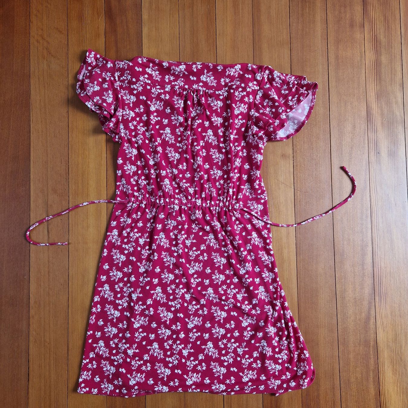 Mango Robes: Rotes Kleid mit Blumen von Mango Gr. M – D'occasion à Muttenz par bebbi523 2
