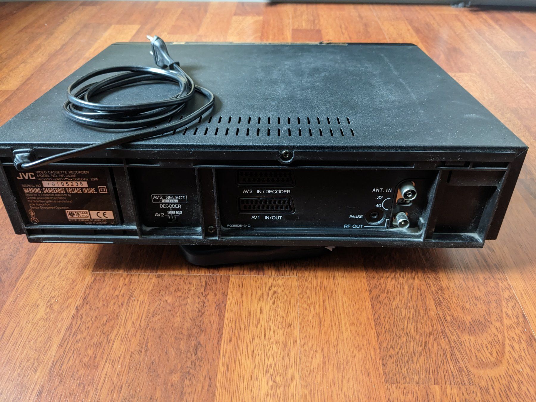 JVC Aufnahmegeräte: JVC HR-J438E Videorecorder mit Originalverpackung – Gebraucht aus Stetten AG von Trexx75 2