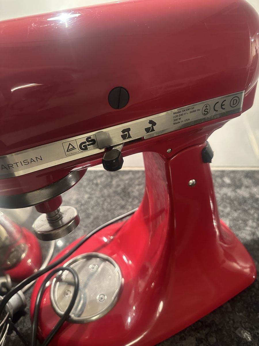 Kitchenaid Küchengeräte: KitchenAid Artisan Küchenmaschine rot – Gebraucht aus Langnau am Albis von Flash2585 1