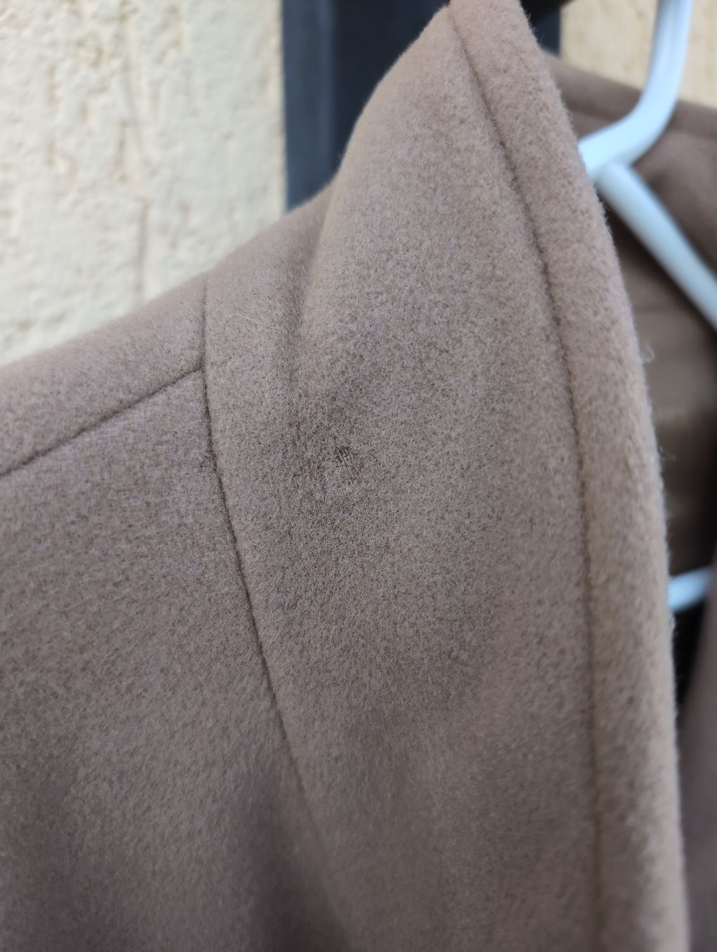 Gerry Weber Cappotti: Gerry Weber Damenmantel Gr. 44, beige – Usato da Alberswil venduto da __colafroeschli__ 3