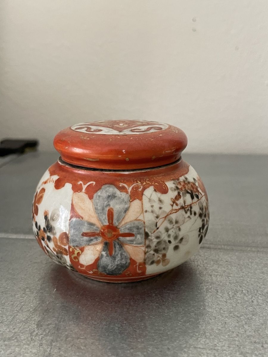 Vasen & Gefässe: Old kutani Japanese box  – Gebraucht aus Basel von Amechan. 1