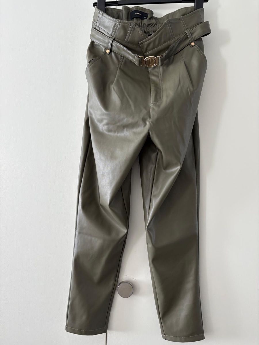 Hosen: Kunstlederhose Gr. 40 – Gebraucht aus Thalwil von Leo33x 1