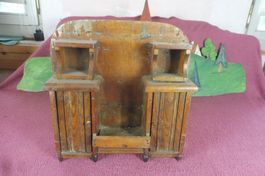 Antikes Buffet für Puppenstube oder Kinderzimmer ab 1 Fr.