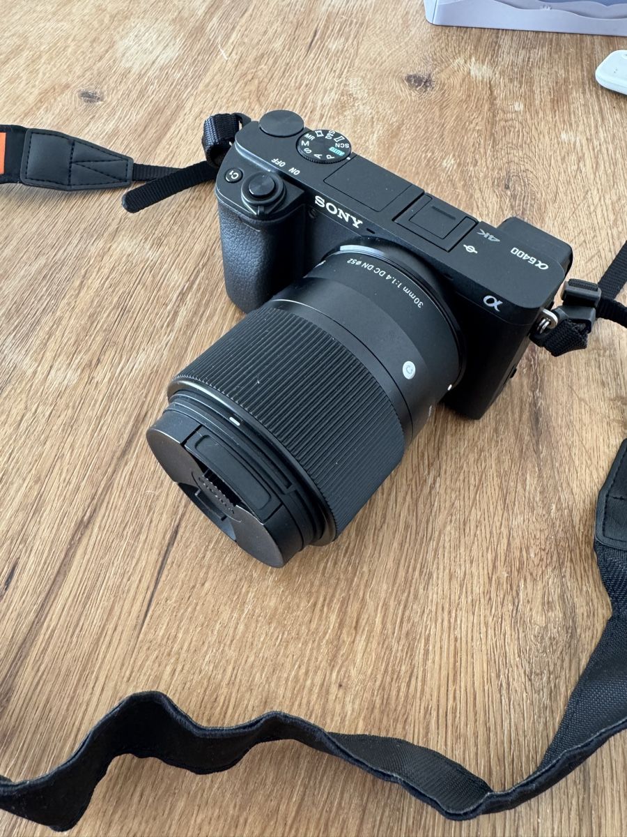 Sony Kamera: Sony Alpha 6400 - 3 Objektive - Perfekter Zustand – Neu (gemäss Beschreibung) aus Langendorf von  2