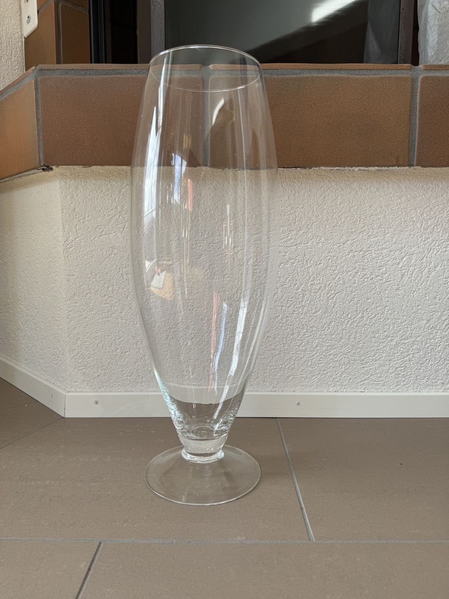 Vasi & Recipienti: Glasvase klar, rund-oval – Nuovo (secondo la descrizione) da Veltheim AG venduto da EVENT-LLS