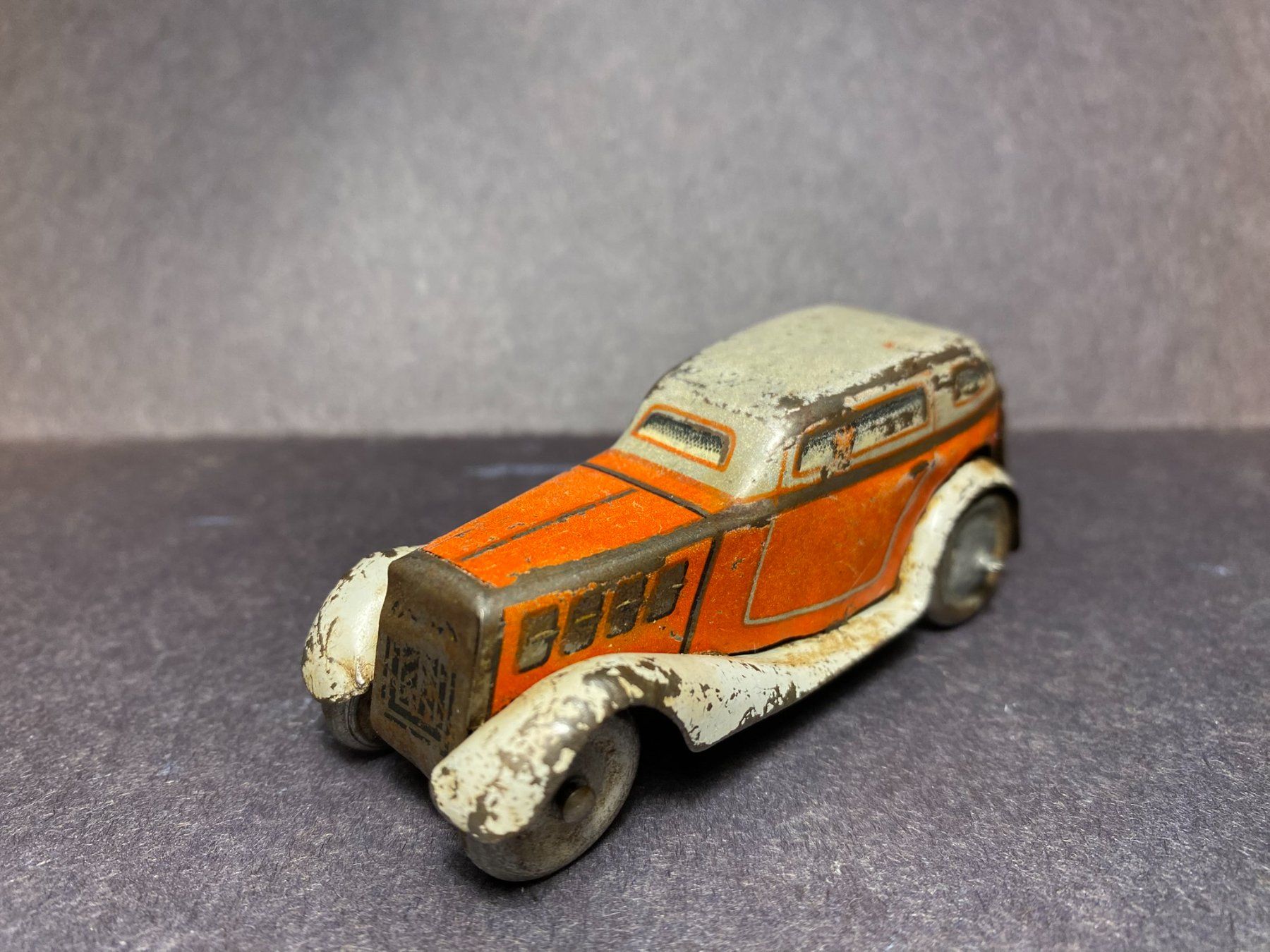 Jouets: Blechauto Oldtimer Vorkrieg – Défectueux à Spiez par Mlandcruiser 1