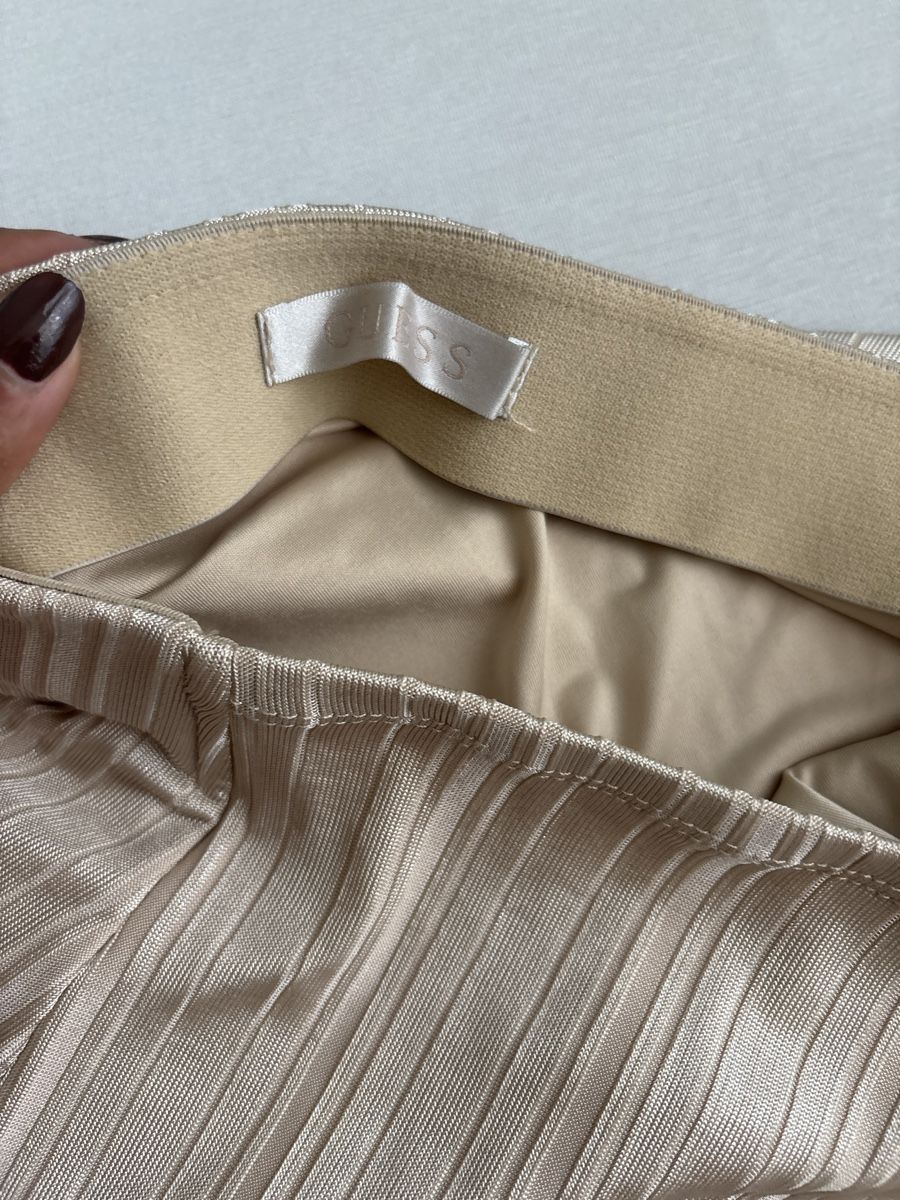 Guess Gonne: Rock Guess – Usato da Zürich venduto da del_gdm2 1