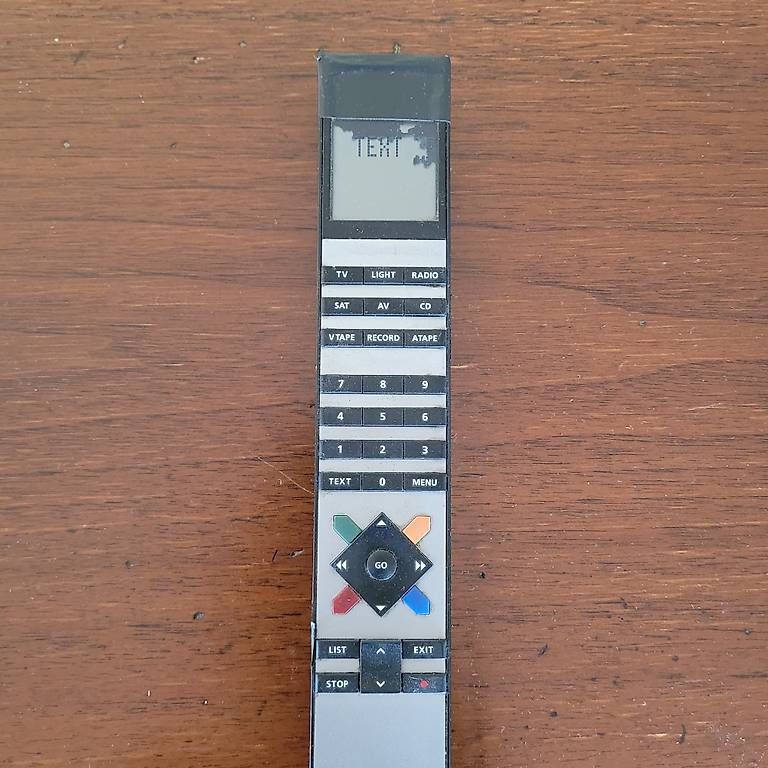 Televisori: Televisore Bang & Olufsen 32' - Beovision 8-32 – Usato da Paradiso venduto da ale_q6lc 4