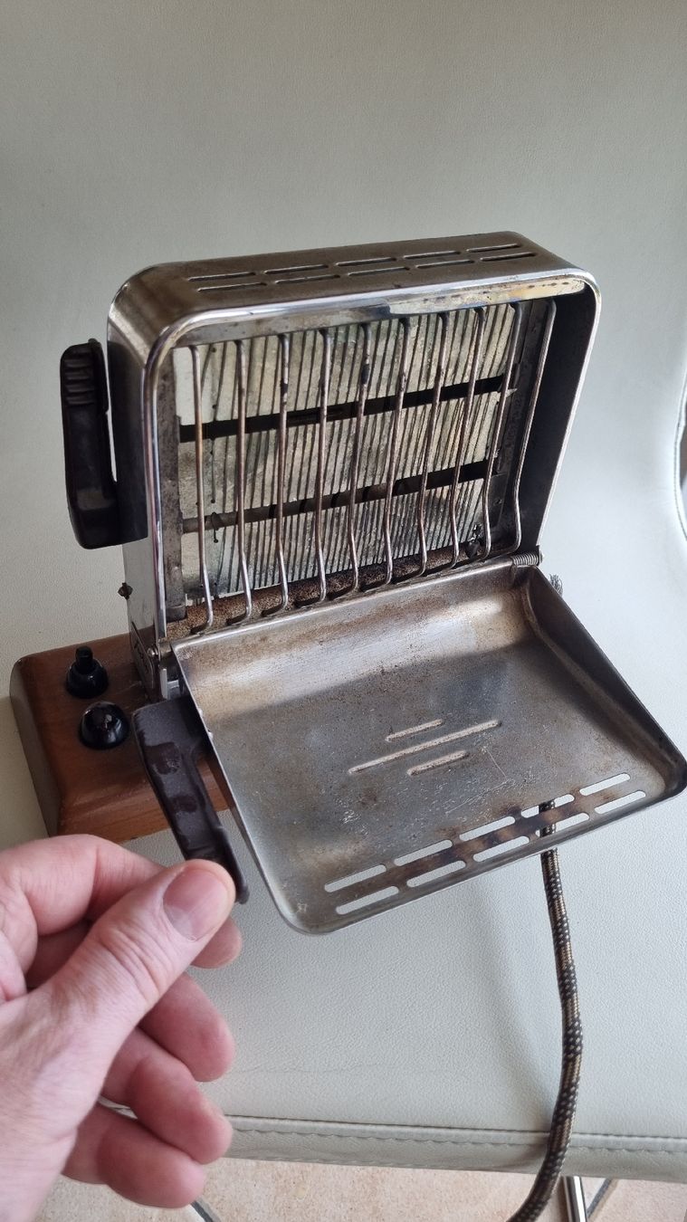 Jura Küchengeräte: Toaster Jura type 1125h – Gebraucht aus Blonay von wjones 3