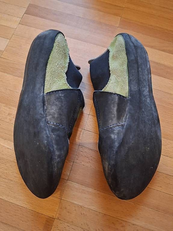 Scarpe per ragazzi: Kinder Kletterschuhe Simond Rock Junior Gr. 35 – Usato da Baar venduto da kneedeep 1