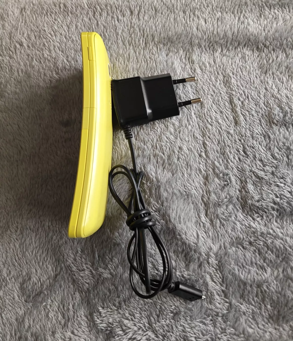 Nokia Telefoni cellulari / Smartphones: Nokia 8110 4G – Usato da Zollikofen venduto da zar_j67f 6