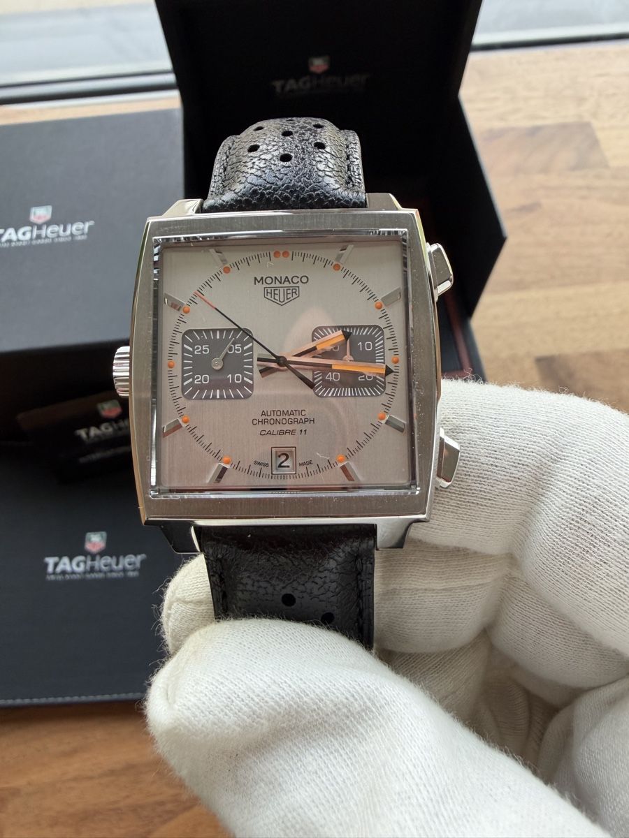 Tag Heuer Uhren: Tag Heuer Monaco  Edition – Neu (gemäss Beschreibung) aus Uster von Autospecht