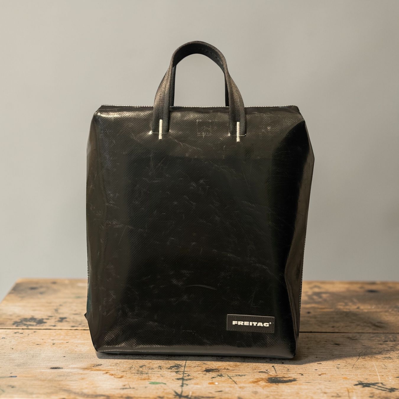 Freitag Taschen: Freitag F201 Pete - All Black – Neu und originalverpackt aus Montreux von frt_s9hk